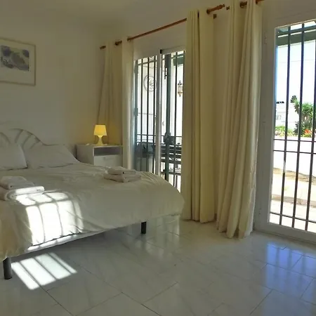 Paraiso Blanco Villa